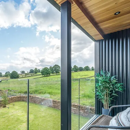 3 Fallow Gardens
